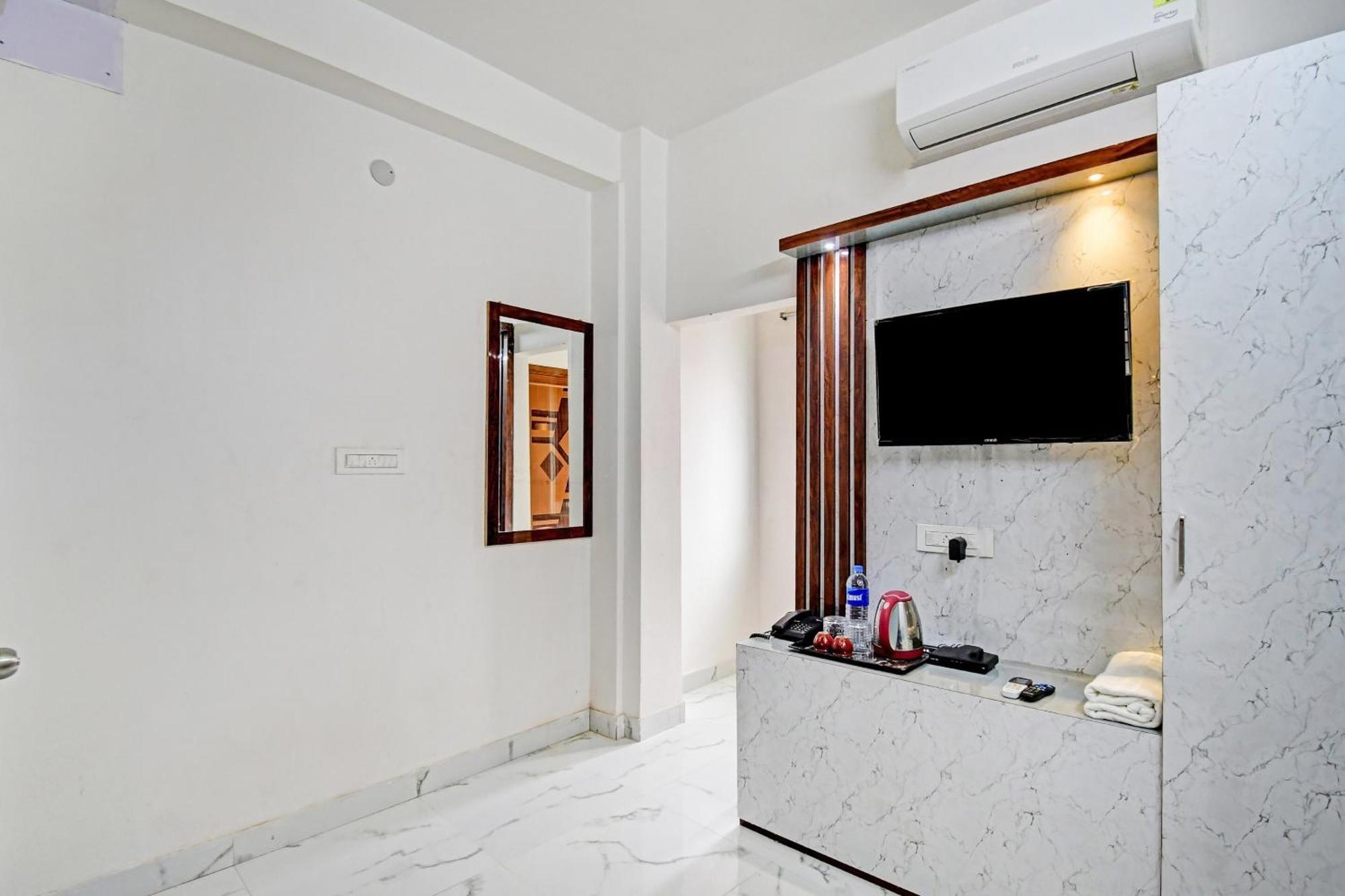 Hotel O Diamond Regency Near Birla Mandir Колката Екстер'єр фото
